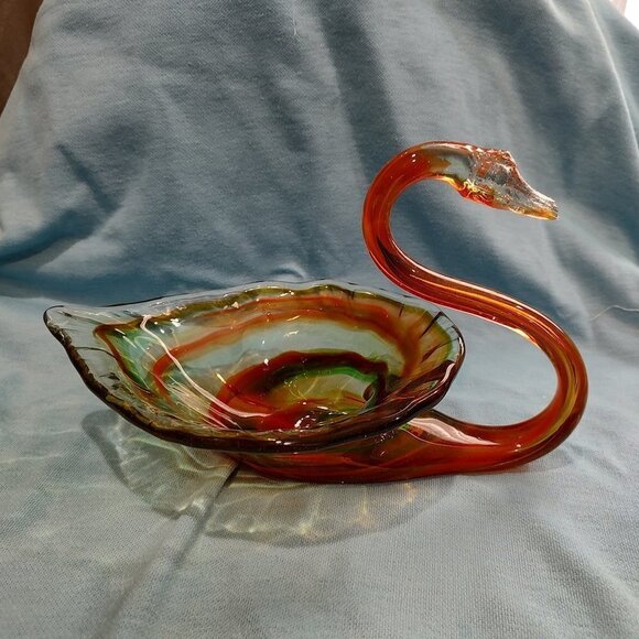 ART GLASS SWAN VASE - HAND-MADE - Picture 2 of 6